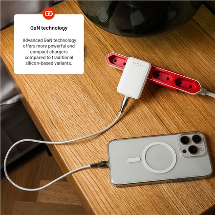 Nabíječka do sítě Fixed Slim, 1xUSB-C, GaN, PD, 30W - bílá (6)