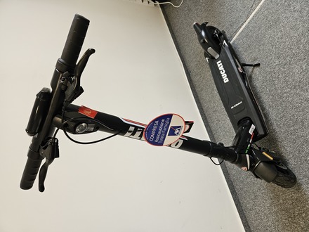 Elektrická koloběžka Ducati PRO-III (předváděcí Č.6) (2)