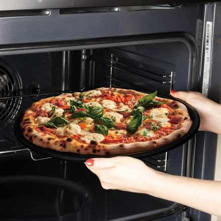 Pánev na pizzu s titanovým povrchem Berlingerhaus BH-7934 32 cm Matte Black Collection (7)