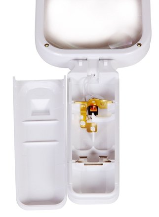 Lupa Levenhuk Zeno Read ZR10 white 2-6x (2)