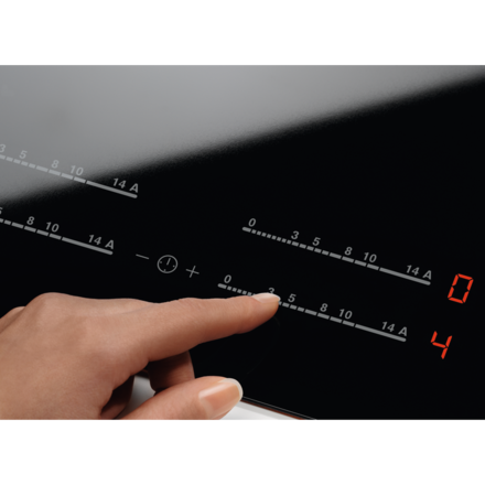 Sklokeramická varná deska Electrolux EHF6547FXK (3)