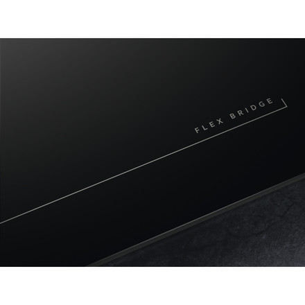 Indukční varná deska AEG 6000 FlexiBridge TI84IF00FB (3)