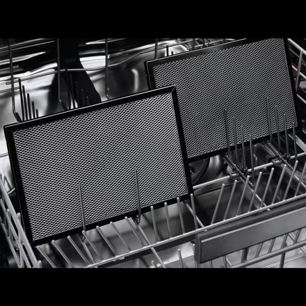 Indukční varná deska AEG CCE84779CB (2)