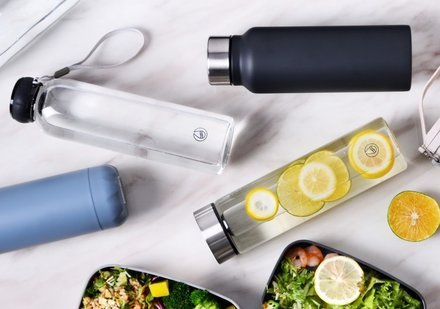 Lahev Bergner BG-20121-BK Lahev skleněná přenosná s nerez víkem 600 ml (5)