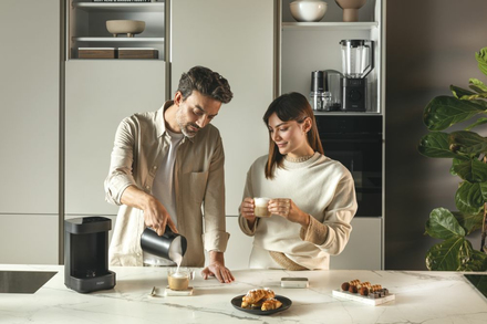 Napěňovač mléka Haier HMB5A 011 (7)