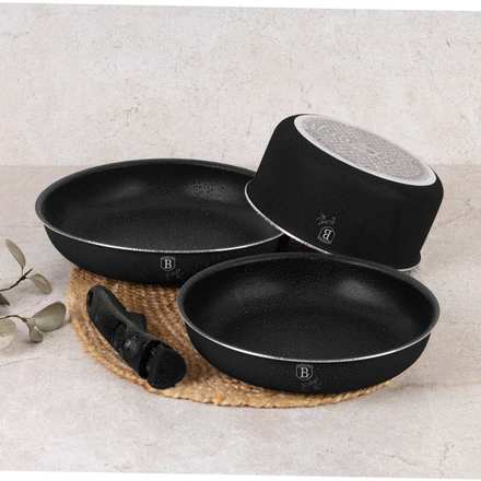 Sada nádobí s titanovým povrchem Berlingerhaus BH-8257 9 ks Matte Black Collection (1)