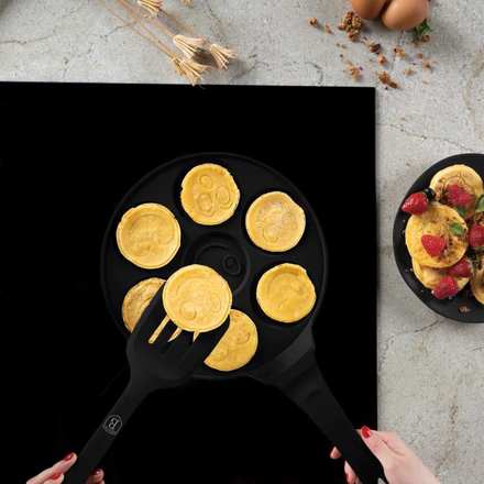 Lívanečník s titanovým povrchem Berlingerhaus BH-7791 Smajlíci 26 cm Matte Black Collection (2)