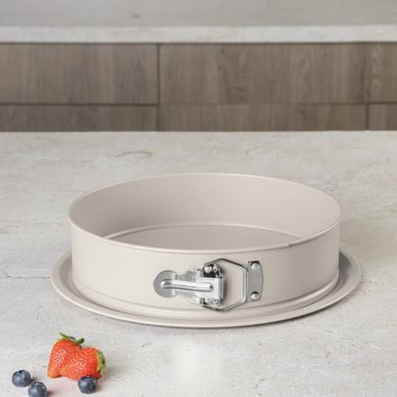 Forma na dort s nepřilnavým povrchem Berlingerhaus BH-7938 2v1 26x6,8 Sahara Collection (5)