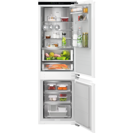 Vestavná kombinovaná chladnička AEG 9000 No Frost TSC9V183CC