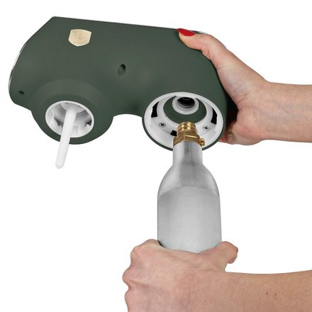 Výrobník sody Berlingerhaus BH-9785 SODABAR + 2 lahve Matte Green Collection (9)