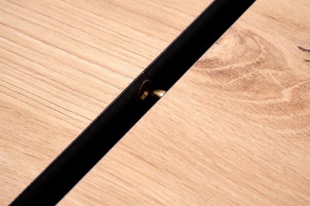 Moderní jídelní stůl s rozkladem Halmar WILSON, pracovní deska - dub artisan  černá, nohy - dub artisan  černá (2p=1szt) (6)