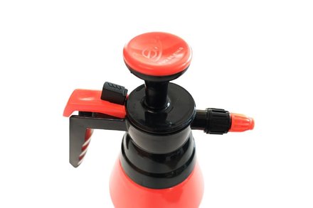 Ruční postřikovač EURO nářadí 45242 Postřikovač ruční tlakový, 1,5 l (2)