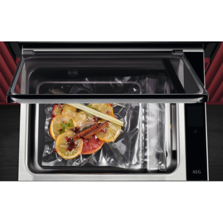 Vakuovací zásuvka AEG NKV914T (1)