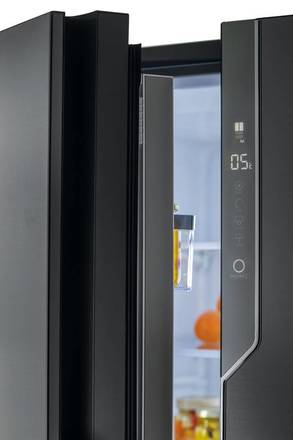 Americká chladnička Haier HB26FSNAAA (1)