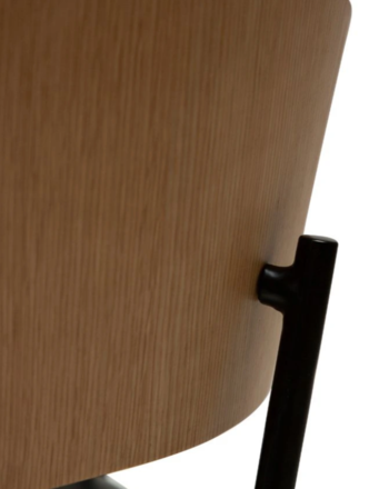 Dřevěná jídelní židle DAN-FORM CRIB imitace kůže černá (4)