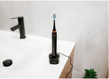 Sonický zubní kartáček s cestovním pouzdrem Concept PERFECT SMILE, black ZK7011 (3)