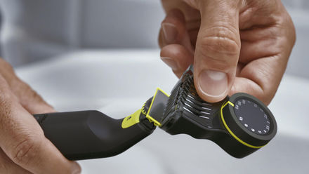Zastřihovač vousů Philips OneBlade QP6542/15 (4)