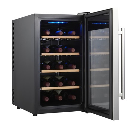 Vinotéka Guzzanti GZ 1535S