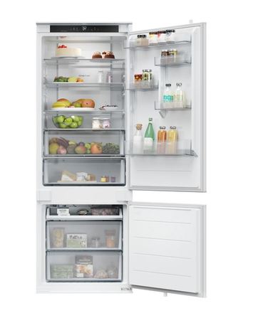 Vestavná kombinovaná chladnička Candy CNBQT3719EW