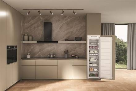 Vestavný mrazák Whirlpool WHSD18F013D1 (6)