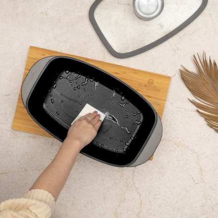 Pekáč s titanovým povrchem a aroma poklicí Berlingerhaus BH-8800 Antracit Collection (4)