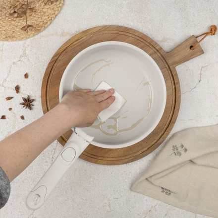 Sada nádobí s titanovým povrchem Berlingerhaus BH-8247 12 ks Sahara Collection (1)