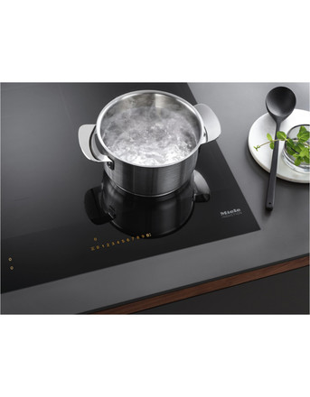 Indukční varná deska Miele KM 7678 FL (3)