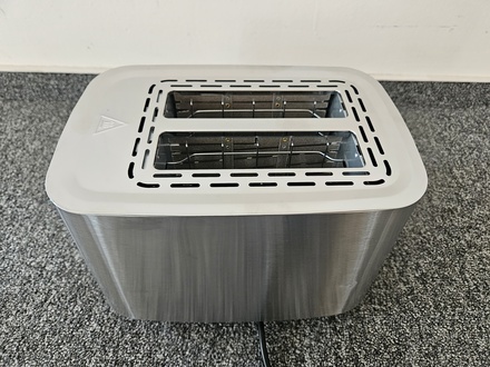 Topinkovač ECG ST 2767 Timber (rozbaleno) (4)