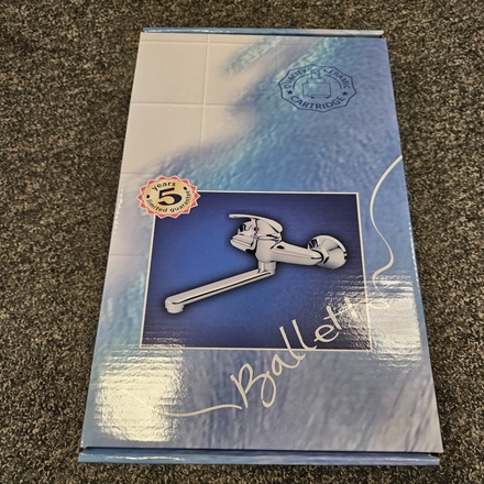 Baterie umyvadlová/dřezová Balletto (81007), 150mm, rovné ramínko 20cm, 35m (BAZAR) (4)