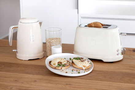 Sendvičovač Novis Toaster T2 - krémová (1)