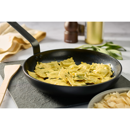 Nepřilnavá pánev de Buyer 8220.32 CERANOA, černá, 32 cm (2)