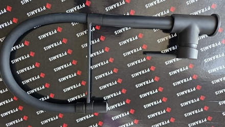 Páková vodovodní baterie Pyramis SERINA Black edition 090939901 (BAZAR) (1)