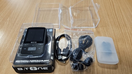 MP3 přehrávač ECG B.TONE 5710 BT Grey (BAZAR) (1)