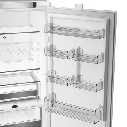 Vestavná kombinovaná chladnička Whirlpool WHK2 5294 B7E1 (3)