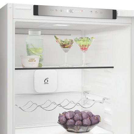 Vestavná kombinovaná chladnička Whirlpool WHK2 5294 B7E1 (6)