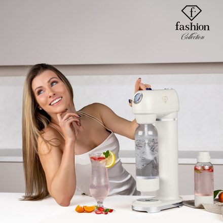 Výrobník sody Berlingerhaus FTV-0130 SODABAR + 2 lahve Matte Cream - Gold Collection (8)