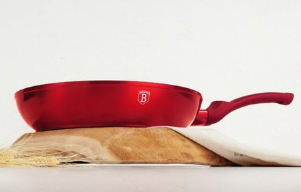 Pánev s mramorovým povrchem Berlingerhaus BH-1251 20 cm Burgundy Metallic Line (8)
