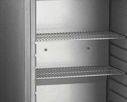 Minibar plné dveře Tefcold TM 55 černé opláštění (2)