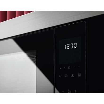Vestavná mikrovlnná trouba AEG TMS5G25IEM (2)