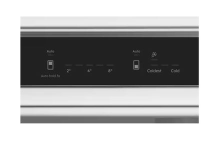 Vestavná kombinovaná chladnička Electrolux 700 NoFrost CoolAssist ENA7TE75S (1)