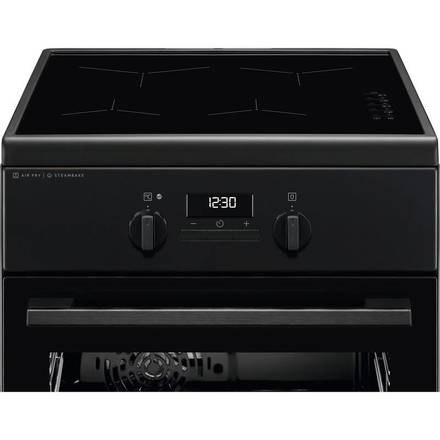 Indukční sporák Electrolux ELX 600 SteamBake LKI564267K (1)