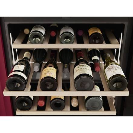 Vestavná vinotéka AEG 7000 Cellaring PURE AWCD280B6B (3)