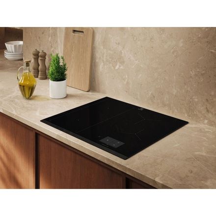 Indukční varná deska Electrolux 800 SenseBoil+Fry EIS6149 (2)