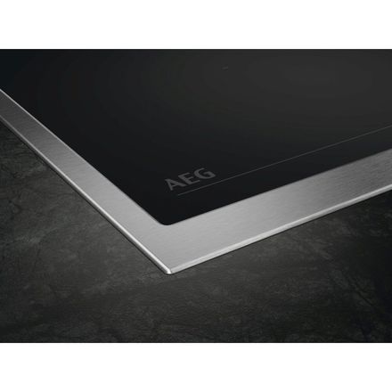 Sklokeramická varná deska AEG 3000 ORN64A02XB (2)