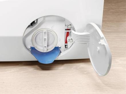 Pračka se sušičkou Electrolux 900 UltraCare EN9W2496BE (4)