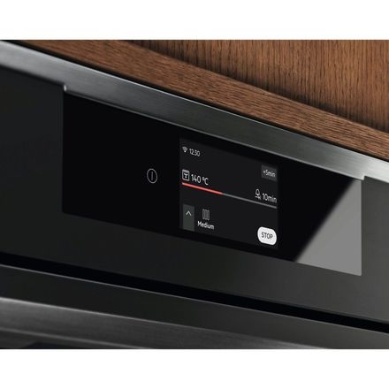 Vestavná parní trouba Electrolux 800 MealAssist SteamPro KOBAS3XT (2)