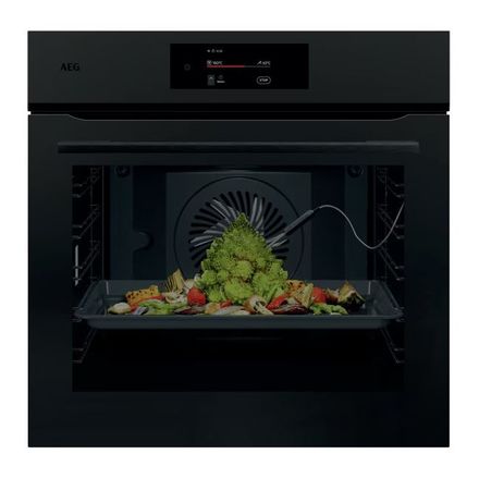 Vestavná parní trouba AEG 7000 MealAssist SteamCrisp NBR7P731ST