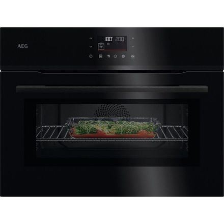Kompaktní vestavná trouba AEG 6000 CombiQuick AirFry NKK6N40KB