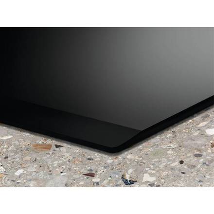 Indukční varná deska Electrolux 600 XT Bridge ECC8344 (7)