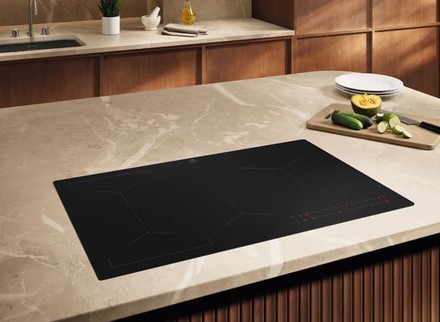 Indukční varná deska Electrolux KIV83443CT série 600 Flex SaphirMatt SE (2)
